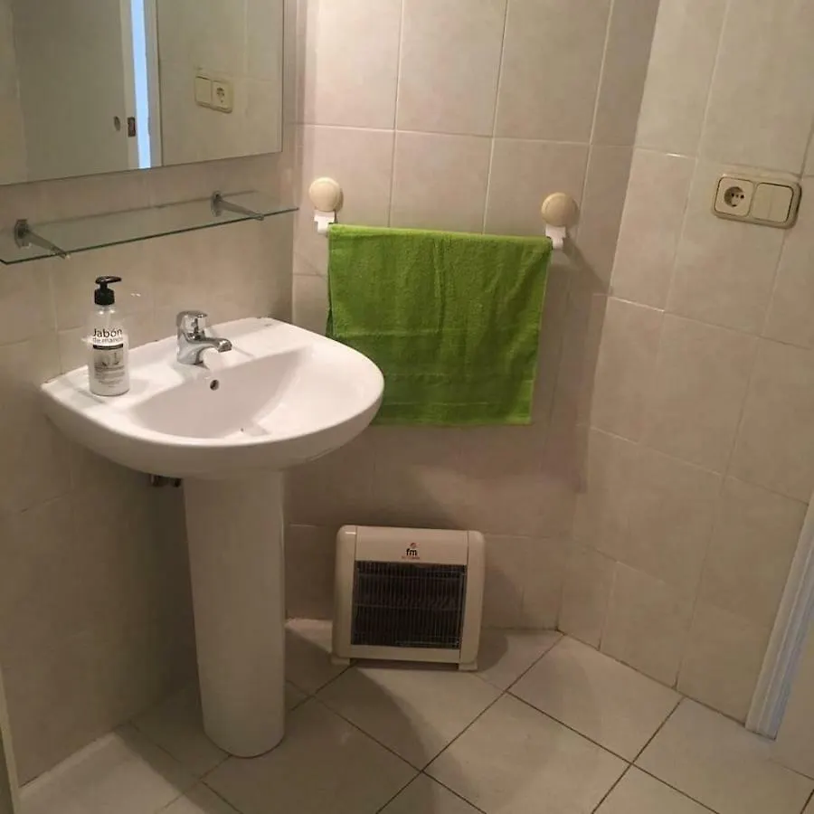 Moderno Apartamento Sin Piscina Torremolinos Apartment